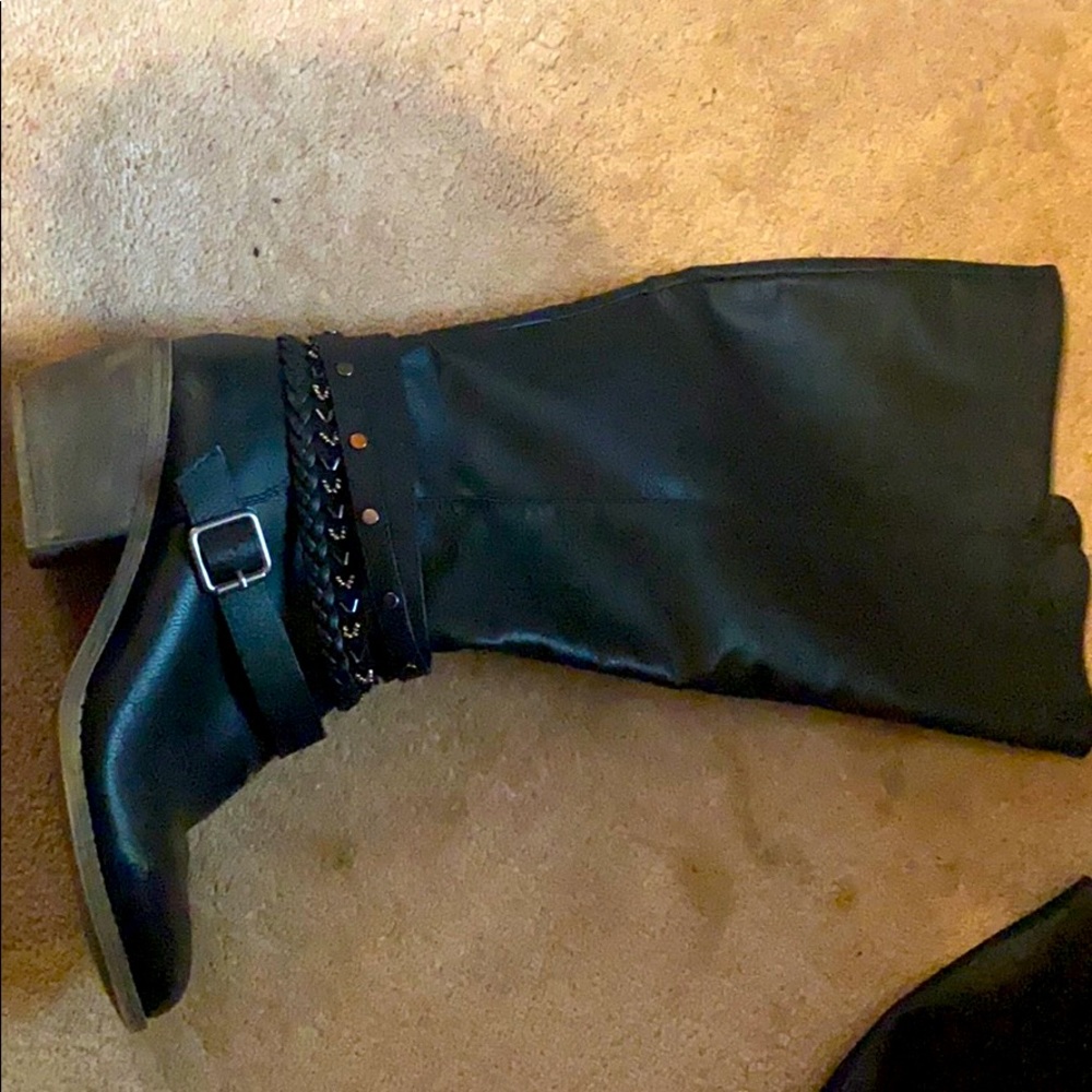 Black boots- Wide Calf